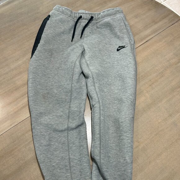Nike tech jogger sweatpants - Picture 1 of 7